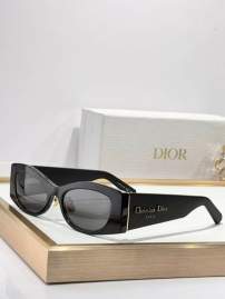 Picture of Dior Sunglasses _SKUfw76705672fw